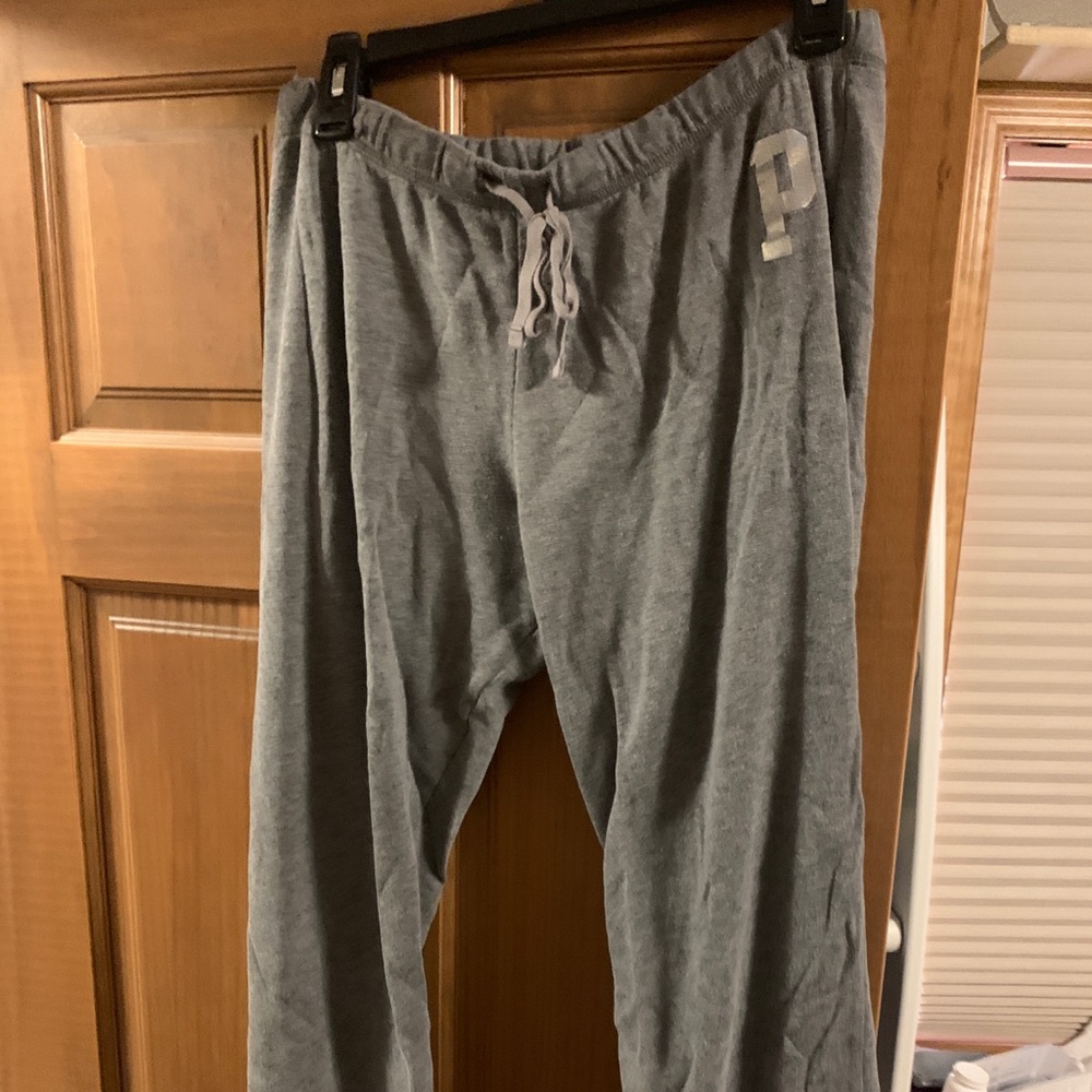 Pink sweatpants - Picture 2 of 2